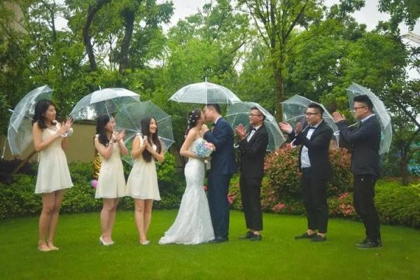 结婚当天下雨有什么说法